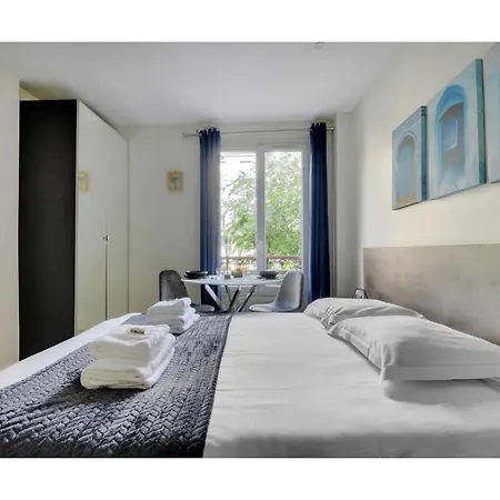 Comfort At Gare De L Est Apartment